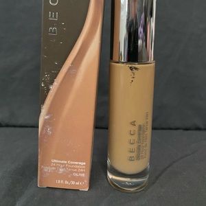 BECCA Ultimate Coverage Foundation-Olive